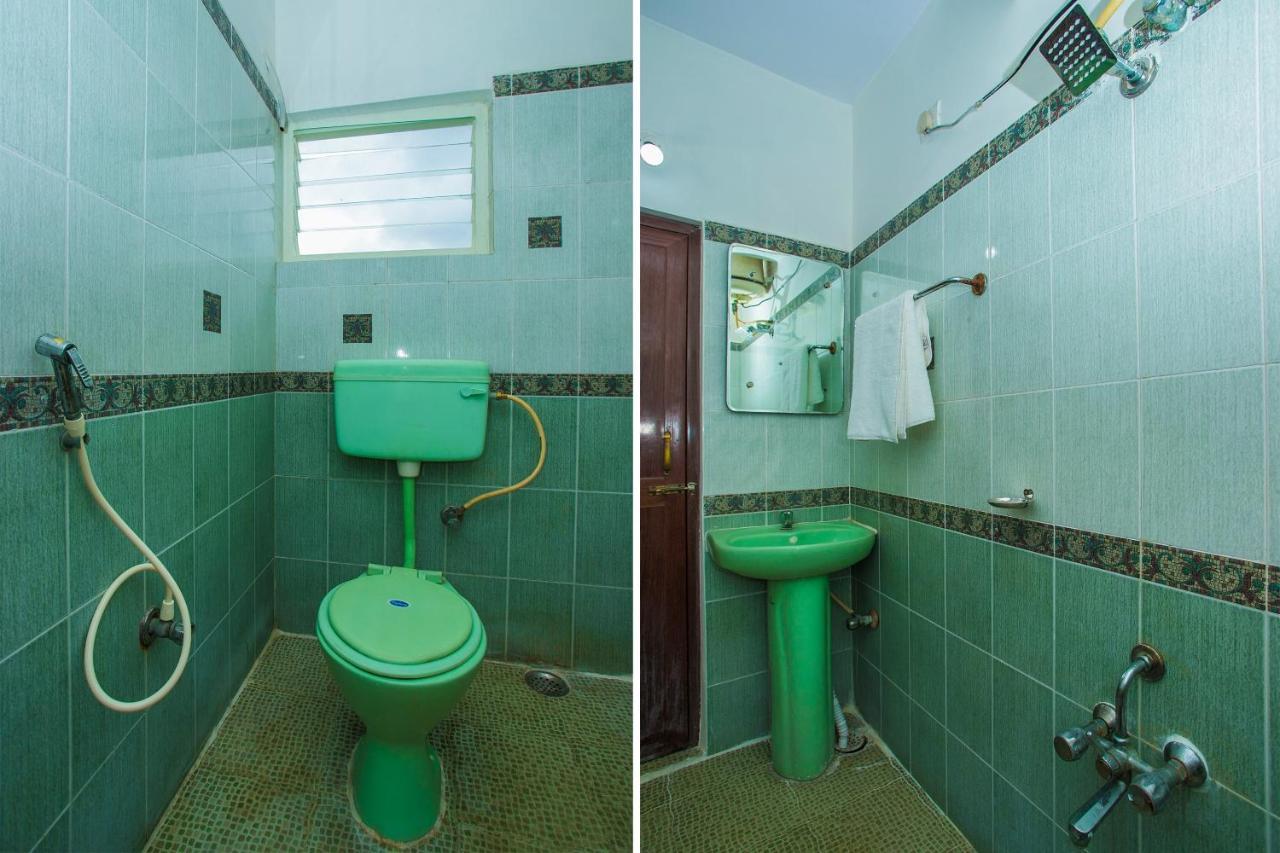 Oyo 16123 Chandana Deluxe Бангалор Екстериор снимка